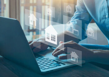 3 out of 4 families in private houses/ Increasing trend, falling rate of families in apartments and those for rent