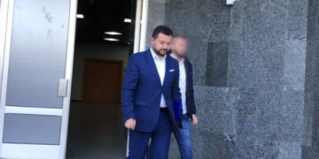 FOTO+VIDEO/ Dalin MESAZHET – Qytetarja i kërkoi ndihmë, anëtari i KLP-së i çon pamje të org*nit gj*nital