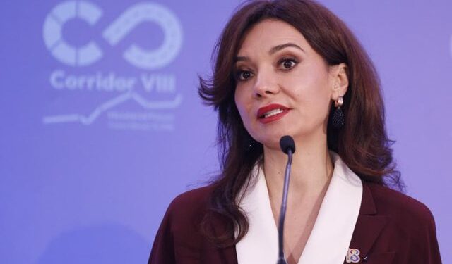 Një ditë pas tensioneve në mbledhjen e grupit PS, Spiropali reagon në Facebook