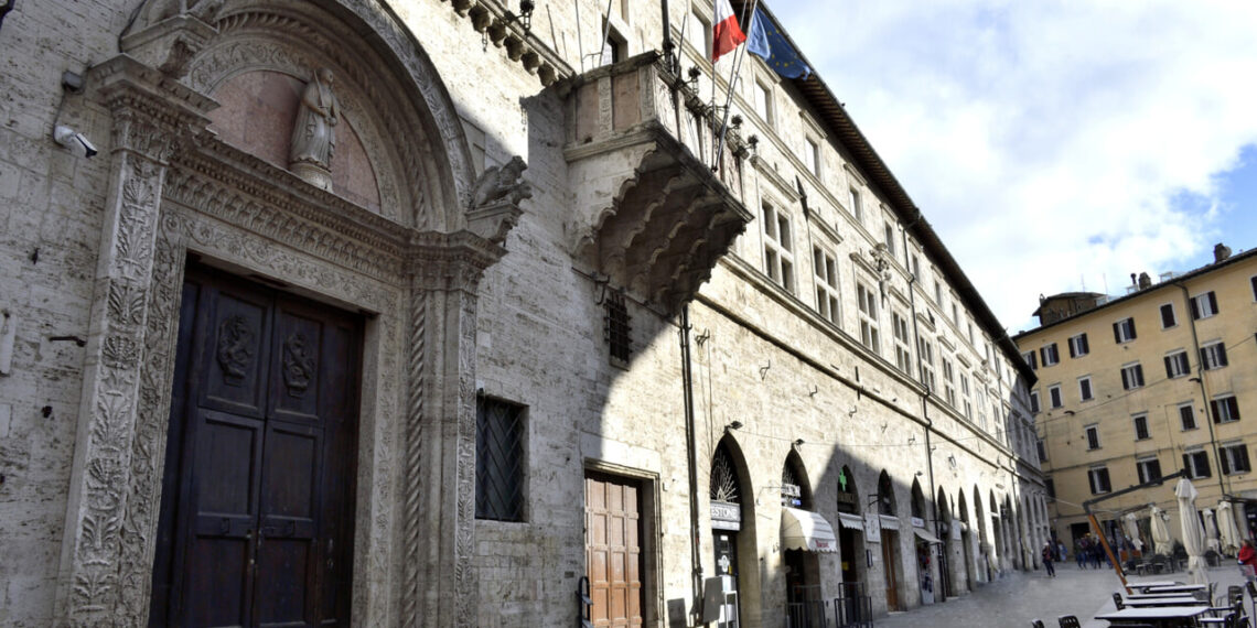 Shqiptari humbi jetën pasi ra në pus duke mbledhur manaferra, Gjykata dënon pronarin italian të tokës për vrasje nga pakujdesia