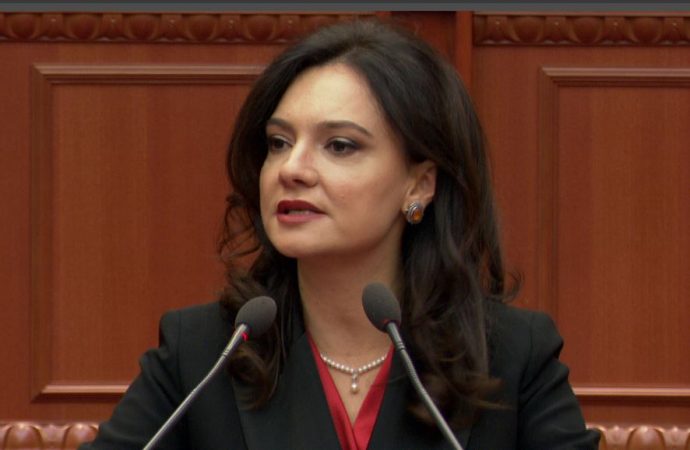 “Përballja me Ramën?!”, Reagon Spiropali: Heshtja ime nuk është..