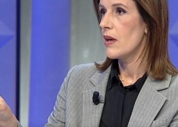 Patronazhistët e Sara Mile kërcënojnë gazetaren, Lala: Super deputetja nuk shpjegon dot sesi mori mijëra vota