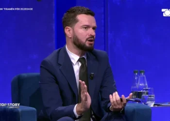 “Nuk është Binaj”/ Curri zbulon emrin e kandidatit të opozitës për zgjedhjet në Tiranë