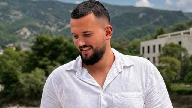 Priste të bëhej baba, humb jetën pas kontaktit me energjinë elektrike i riu. Emri