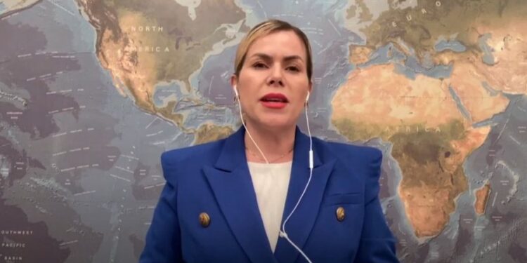 Temperatura të larta dhe rrebeshe shiu, ja si pritet të nisë muaji maj