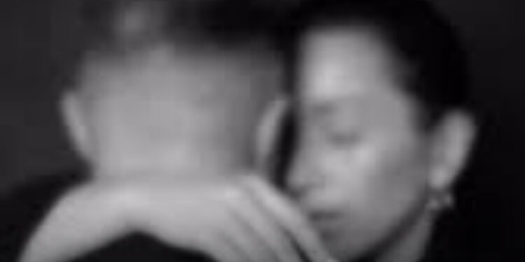 Një grua e thjeshtë pa arritje apo një grua me karrierë? Ja se CILËN zgjedhin 99% e burrave…