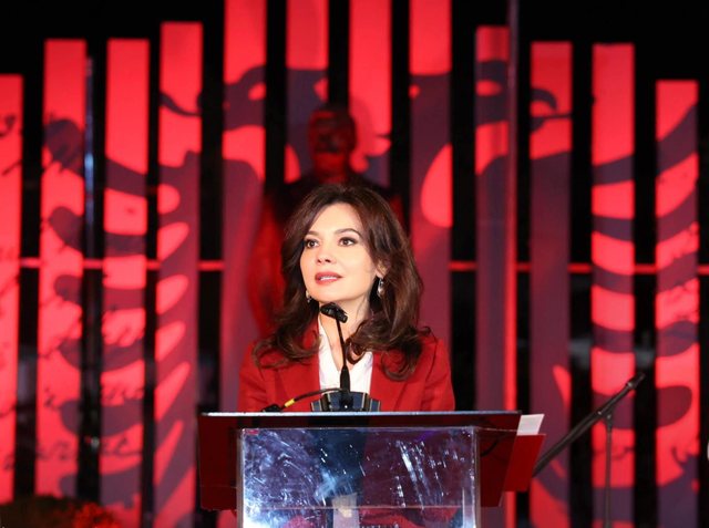 Elisa Spiropali sfidon Edi Ramën: Më përjashto!