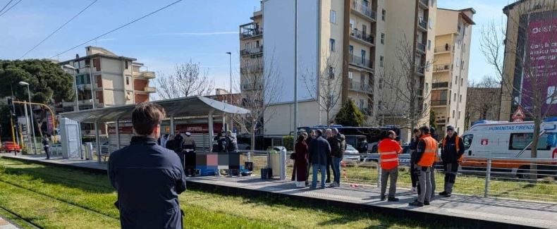 E rëndë në Itali, Shqiptari gjendet i vdekur në stacionin e tramvajit! Sapo kishte dalë nga..