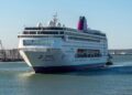Tjetër shpërthim virusi në anije turistike, Franca izolon mbi 1,700 persona