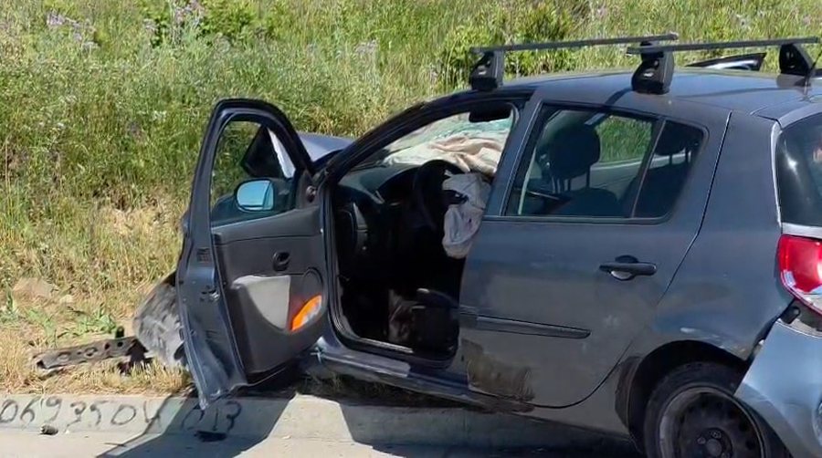 Lajmi i fundit/ Aksident i rëndë në Fier, përplasen dy automjete