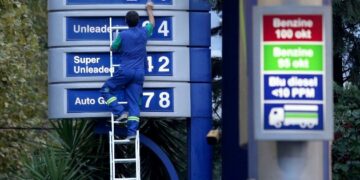 Bordi i Transparencës ndryshon sërish çmimet, ja sa do të blihen nafta dhe benzina..