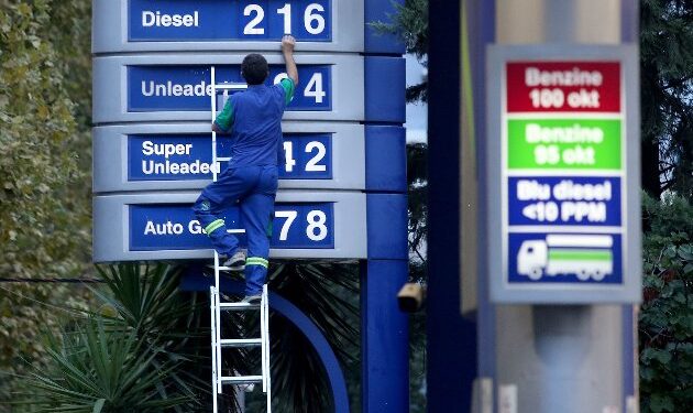 Bordi i Transparencës ndryshon sërish çmimet, ja sa do të blihen nafta dhe benzina..