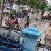 Si nëpër filma/ Grabitje me armë në Kamëz, autorët marrin bizhuteri nga një argjendari dhe largohen (Video)