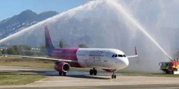 FLUTURIME DIREKTE NGA RINASI / TIA dhe Wizz Air prezantojnë destinacionet e reja..