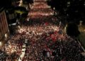 “Rama jepe dorëheqjen!”, mijëra qytetarë marshim në Tiranë: Ju erdhi fundi (VIDEO)