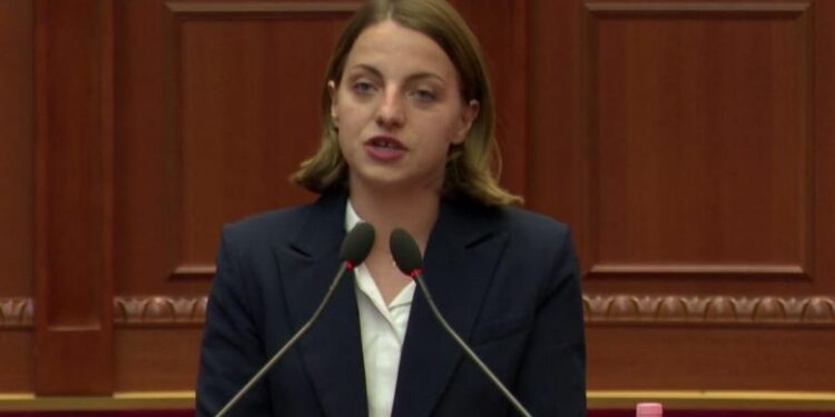 “Shpërndajeni Parlamentin, shkojmë në zgjedhje të parakohshme”, Neomalësorja reagon për mandatin