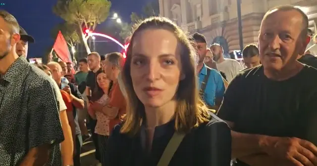 “Pse ka dalë në protestë?” – Ja si përgjigjet “Neomalësorja”