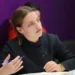 Kërcënohet deputetja Koçeku? Neomalësorja mesazh për Bajrajt: Nëse i prekni një fije floku familjes time do t’ju shkatërroj