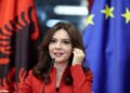 Protestat masive për Zvërnecin/ reagon Elisa Spiropali: Pushteti është bërë…