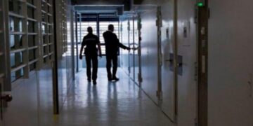 Tragjedi në Burgun 313: Humbin jetën oficeri i policisë dhe tekniku i kamerave. Çfarë dyshohet