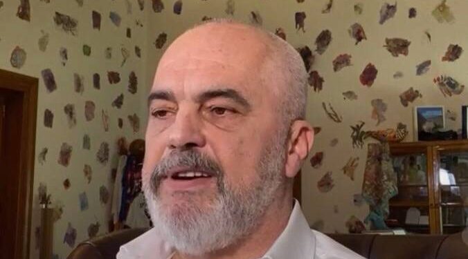 Rama sfidon protestuesit: “Edhe 500 mijë veta të dalin në shesh nuk mjaftojnë”