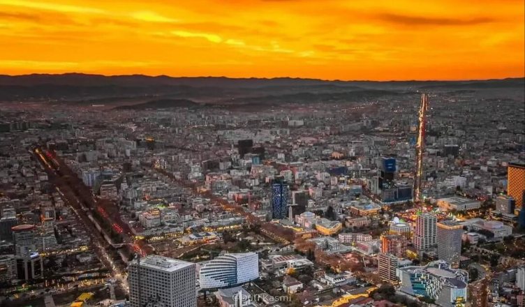 Tirana po kthehet në një “ishull nxehtësie”, Studiuesit ngrenë alarmin: betoni po..