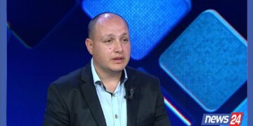 Aksident i rëndë në Zvërnec, humb jetën gazetariEnrik Mehmeti