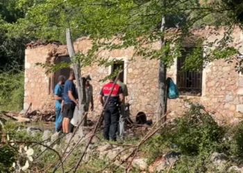 Detaje nga tragjedia në Shkodër/ Viktimat ishin ardhur për pushime, policia gjen bombol gazi dhe shishe benzine, dyshohet se…