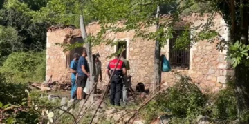 Detaje nga tragjedia në Shkodër/ Viktimat ishin ardhur për pushime, policia gjen bombol gazi dhe shishe benzine, dyshohet se…