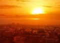 Rikthehet i nxehtit afrikan, temperaturat pritet të arrijnë 40 gradë në fundjavë