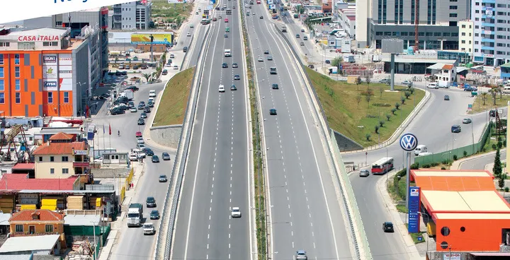 Bllokohet aksi Durrës-Tiranë, si do devijohet lëvizja (DATA-ORA) Njoftimi i plotë nga ARRSH