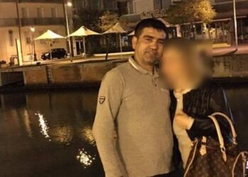 Kush është shqiptari që u hodh në det bashkë me gruan në Itali, për ta vrarë