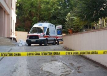 “Pse u ndave nga vajza ime”/ I riu hidhet nga pallati në Tiranë pas sherrit me babain e ish-bashkëjetueses, në banesë u gjet..