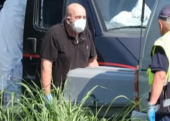 I lidhën duart dhe e qëlluan, detaje tronditëse nga vrasja e shqiptarit në Itali (EMRI)