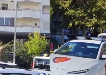 E trishtë në Durrës / Humb jetën papritur duke pritur urbanin. Cfarë ndodhi..