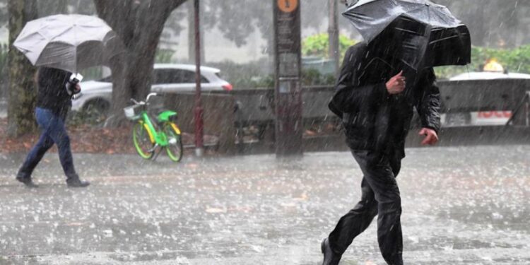 Vjen “trokitja” e parë e vjeshtës në Shqipëri! Temperaturat zbresin në 20°C, por i nxehti kthehet sërish ditën e..
