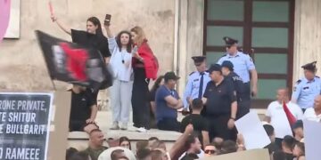 Protesta për dorëheqjen e Ramës/ Vjen paralajmërimi I FORTË për nesër, ja çfarë pritet të ndodhë…
