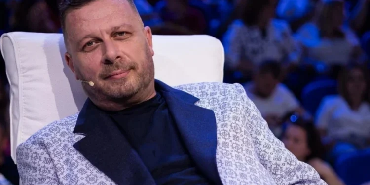Skandali i videove me artistet, kompozitorit Adi Hila i ndodh e papritura..